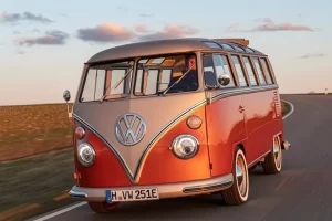 Read more about the article 7 Curiosities about the Volkswagen Kombi (Type 2).